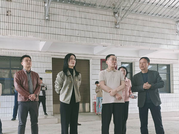市人大領導深入企業調研,共謀發展大計